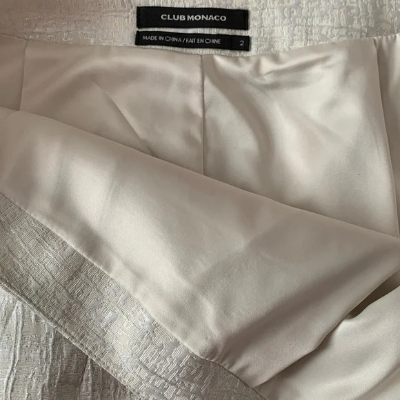 Club Monaco skirt - Picture 3 of 6